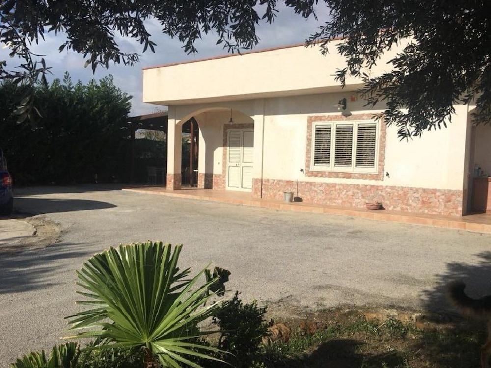 B&B Villa Eleonora 레알몬테 외부 사진